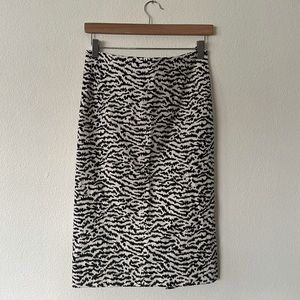 Veronica Beard Black and White Patterned Skirt